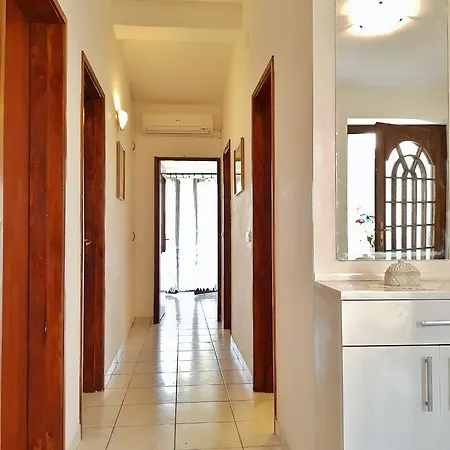 Luna Apartment
